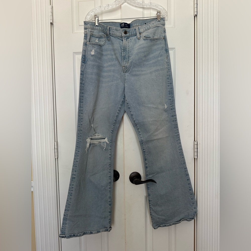 GAP NWOT Women's 70’s Flare Jeans